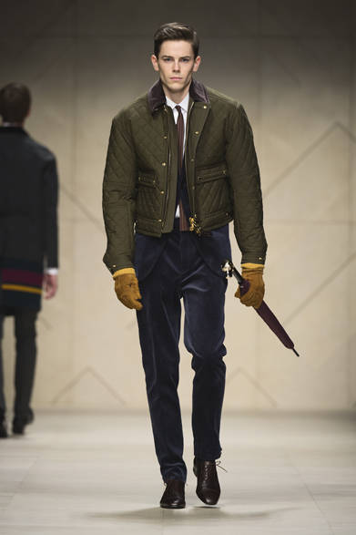 <strong>BURBERRY PRORSUM｜バーバリー プローサム</strong>　©BURBERRY