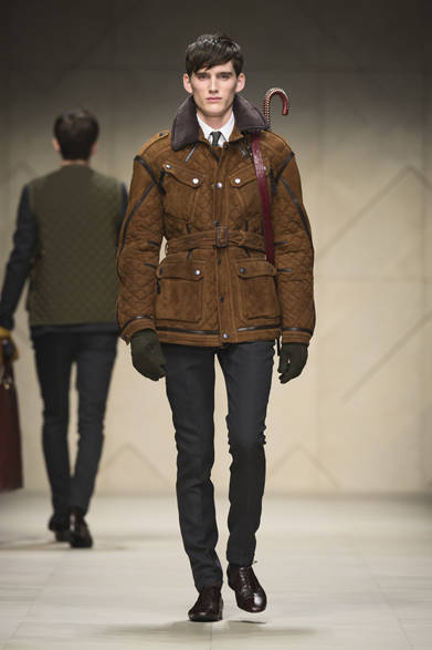 <strong>BURBERRY PRORSUM｜バーバリー プローサム</strong>　©BURBERRY