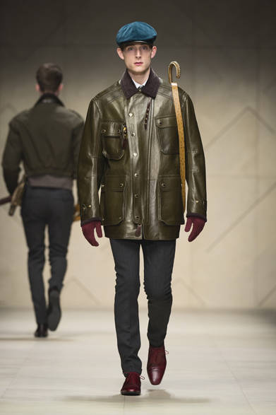 <strong>BURBERRY PRORSUM｜バーバリー プローサム</strong>　©BURBERRY