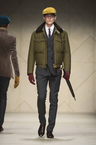 <strong>BURBERRY PRORSUM｜バーバリー プローサム</strong>　©BURBERRY