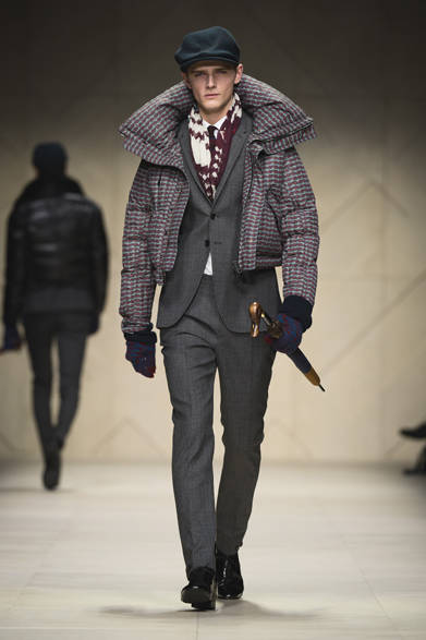 <strong>BURBERRY PRORSUM｜バーバリー プローサム</strong>　©BURBERRY