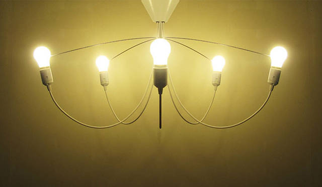 <strong>「Heavy Guy Chandelier（ヘビー・ガイ・シャンデリア）」</strong>