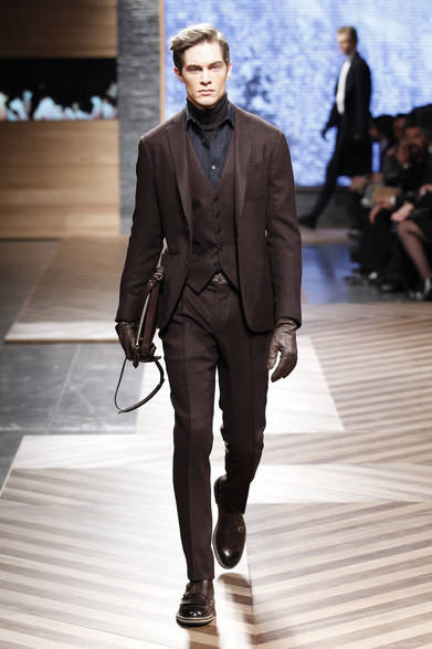 <strong>Ermenegildo Zegna｜エルメネジルド ゼニア</strong>　