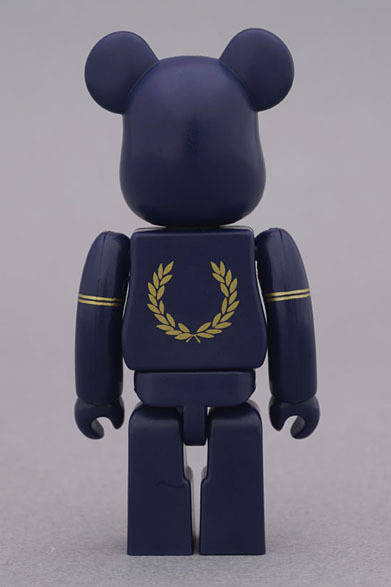 <strong>FRED PERRY｜フレッドペリー</strong>　FRED PERRY 60th Anniversary BE@RBRICK<br>BE@RBRICK TM ＆ © 2001-2012 MEDICOM TOY CORPORATION. All rights reserved.