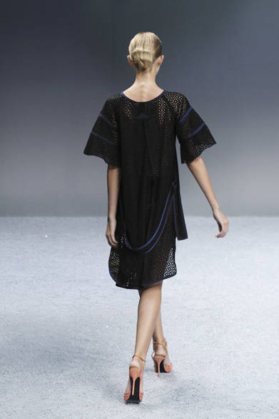 <strong>sacai｜サカイ</strong>　2012年春夏ウィメンズコレクション