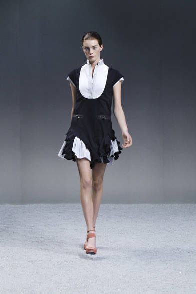 <strong>sacai｜サカイ</strong>　2012年春夏ウィメンズコレクション