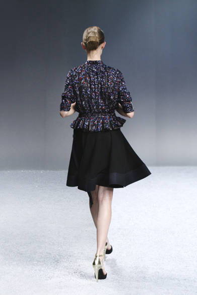 <strong>sacai｜サカイ</strong>　2012年春夏ウィメンズコレクション