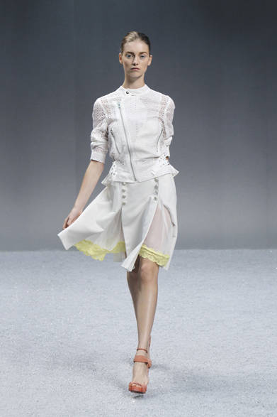 <strong>sacai｜サカイ</strong>　2012年春夏ウィメンズコレクション