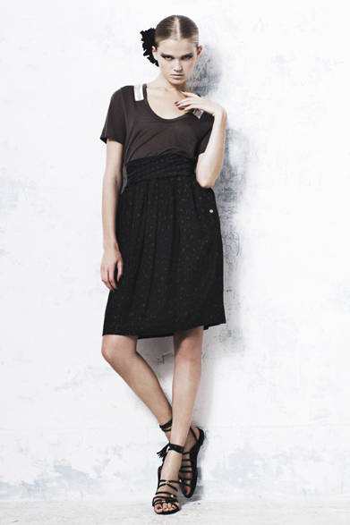 <strong>MUVEIL｜ミュベール</strong>　2012年春夏ウィメンズコレクション