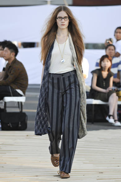 <strong>FACTOTUM femme｜ファクトタム ファム</strong>　2012年春夏コレクション<br /><br /><#IMAGELINK_EX_(auto)_(CT_2_25201_80)_(http://rumors.jp/factotum_femme/list.html?af=opn02_120220)_(_blank)_(rumors｜通販サイトへ)#>