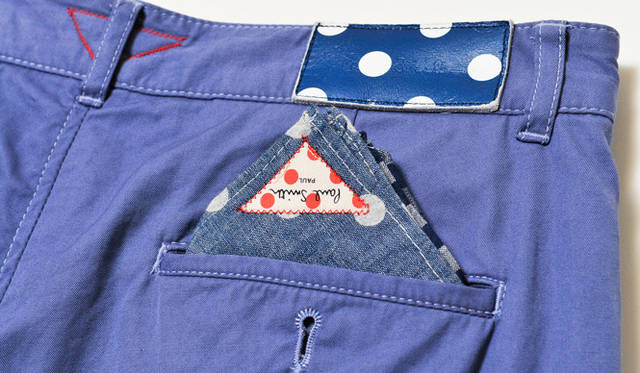 <strong>Paul Smith│ポール・スミス</strong>　カスタマイズドチノパンツは、1月29日（日）まで全国のポール・スミス ウィメンズショップでオーダーを受け付け中。この機会にぜひ手に入れて！