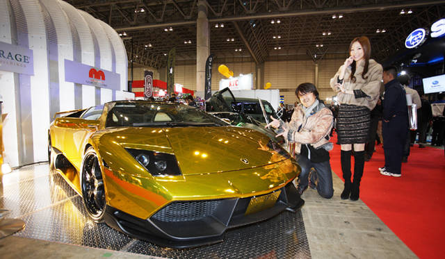 東京オートサロン2012｜<strong>Liberty Walk｜リバティーウォーク</strong>　ベース車: ランボルギーニ ムルシエラゴ