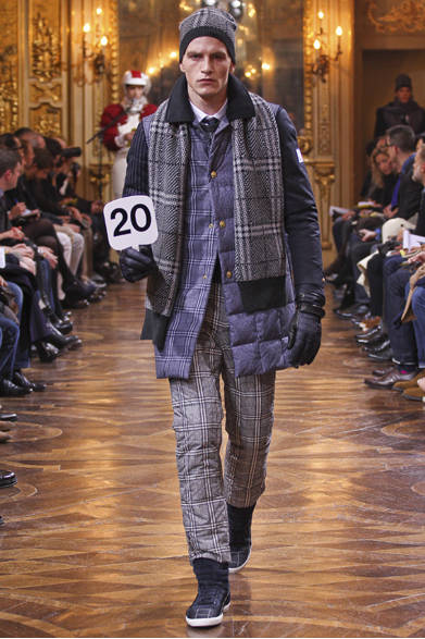 <strong>MONCLER GAMME BLEU｜モンクレール ガム・ブルー</strong>　©MONCLER