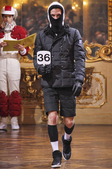 <strong>MONCLER GAMME BLEU｜モンクレール ガム・ブルー</strong>　©MONCLER