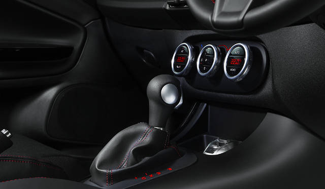 <strong>Alfa Romeo Giulietta｜アルファ ロメオ ジュリエッタ</strong>