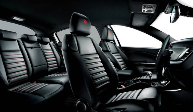 <strong>Alfa Romeo Giulietta｜アルファ ロメオ ジュリエッタ</strong>