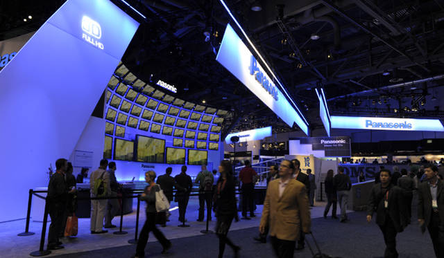 <strong>世界最大の家電見本市　CES 2012 現地レポート</strong>　3100以上の出展企業、15万3000人の来場者数。