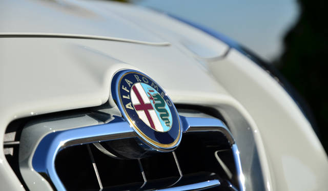 <strong>Alfa Romeo Giulietta｜アルファ ロメオ ジュリエッタ</strong>　