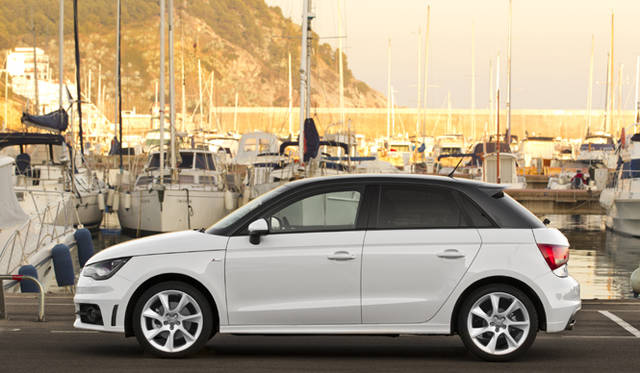 <strong>AUDI A1｜アウディ A1</strong>　