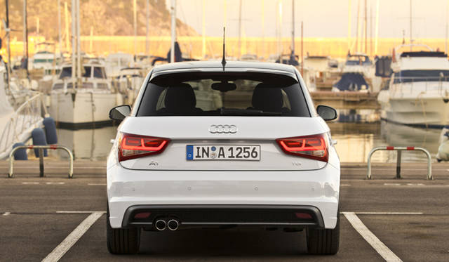 <strong>AUDI A1｜アウディ A1</strong>　