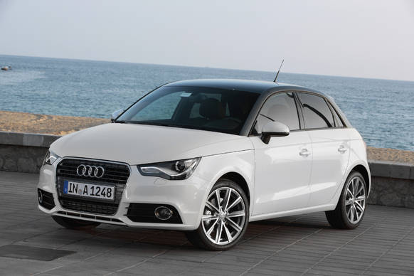 <strong>AUDI A1｜アウディ A1</strong>　