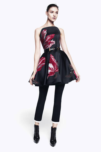 <strong>ALEXANDER McQUEEN｜アレキサンダー・マックイーン</strong>　2012-13年秋冬プレコレクション速報