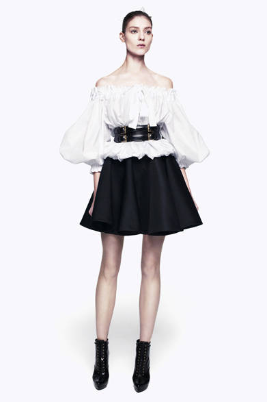 <strong>ALEXANDER McQUEEN｜アレキサンダー・マックイーン</strong>　2012-13年秋冬プレコレクション速報