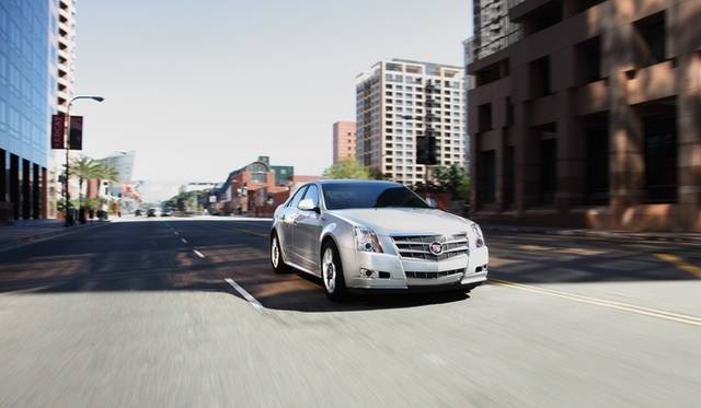 <strong>Cadillac CTS Sedan｜キャディラックCTSセダン</strong>（本国仕様）