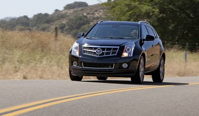 <strong>Cadillac SRX Crossover｜キャディラックSRXクロスオーバー</strong>（本国仕様）