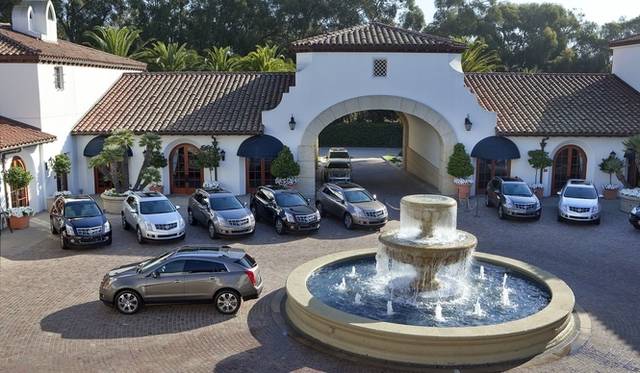 <strong>Cadillac SRX Crossover｜キャディラックSRXクロスオーバー</strong>（本国仕様）