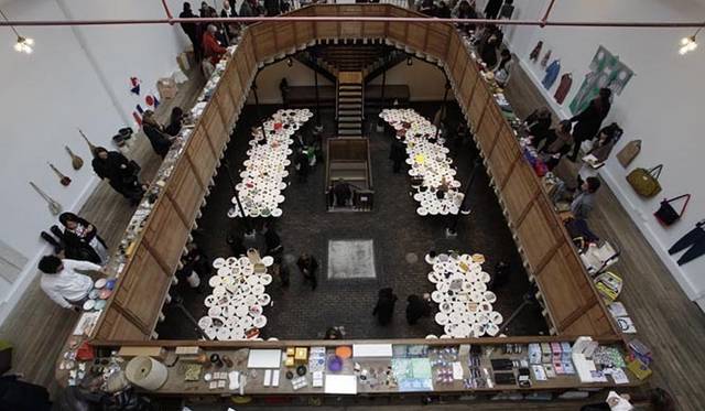 <strong>パリ「365日 Chariming Everyday Things」</strong>　「365日 Charming Everyday Things」は、サンロクゴという名前のとおり、日本のよい品、365品を国内外へ発進するプロジェクト。