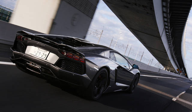 <strong>Lamborghini Aventador LP700-4｜ランボルギーニ アヴェンタドール LP700-4</strong>　