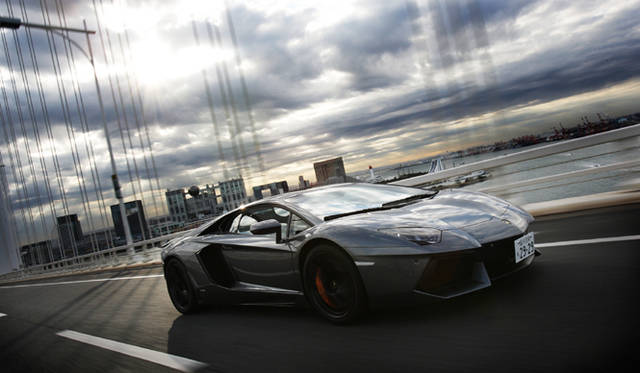<strong>Lamborghini Aventador LP700-4｜ランボルギーニ アヴェンタドール LP700-4</strong>　