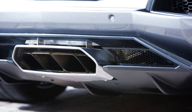 <strong>Lamborghini Aventador LP700-4｜ランボルギーニ アヴェンタドール LP700-4</strong>　