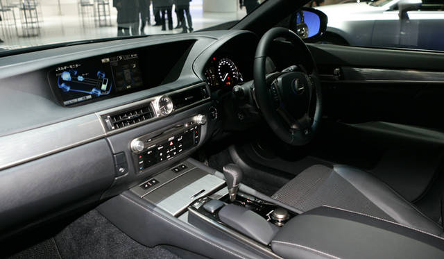 <strong>LEXUS GS450h｜レクサス GS450h</strong>