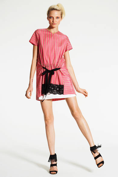 <strong>AMBELL｜アンベル</strong>　2012年春夏ウィメンズコレクション<br /><br /><#IMAGELINK_EX_(auto)_(CT_2_25201_79)_(http://rumors.jp/ambell/list.html?af=opn02_120220)_(_blank)_(rumors｜通販サイトへ)#>