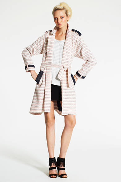 <strong>AMBELL｜アンベル</strong>　2012年春夏ウィメンズコレクション<br /><br /><#IMAGELINK_EX_(auto)_(CT_2_25201_79)_(http://rumors.jp/ambell/list.html?af=opn02_120220)_(_blank)_(rumors｜通販サイトへ)#>