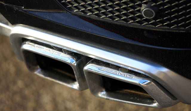 <strong>Mercedes-Benz ML63AMG｜メルセデス・ベンツ ML63AMG</strong>　