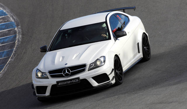 <strong>Mercedes-Benz C63 AMG Coupe Black Series｜ メルセデス・ベンツ C63 AMG クーペ ブラックシリーズ</strong>　