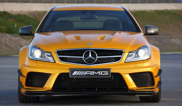 <strong>Mercedes-Benz C63 AMG Coupe Black Series｜ メルセデス・ベンツ C63 AMG クーペ ブラックシリーズ</strong>　