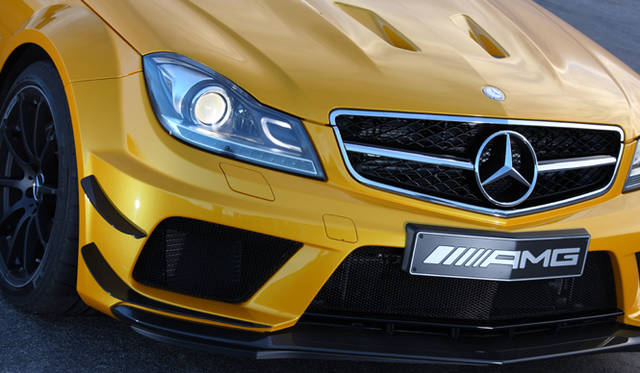 <strong>Mercedes-Benz C63 AMG Coupe Black Series｜ メルセデス・ベンツ C63 AMG クーペ ブラックシリーズ</strong>　