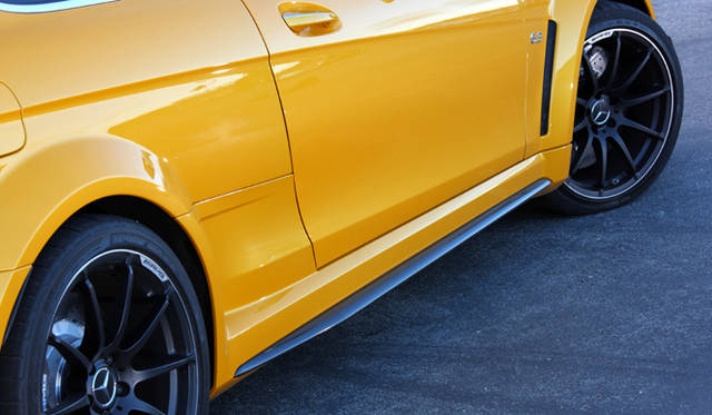 <strong>Mercedes-Benz C63 AMG Coupe Black Series｜ メルセデス・ベンツ C63 AMG クーペ ブラックシリーズ</strong>　