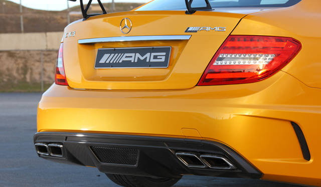 <strong>Mercedes-Benz C63 AMG Coupe Black Series｜ メルセデス・ベンツ C63 AMG クーペ ブラックシリーズ</strong>　