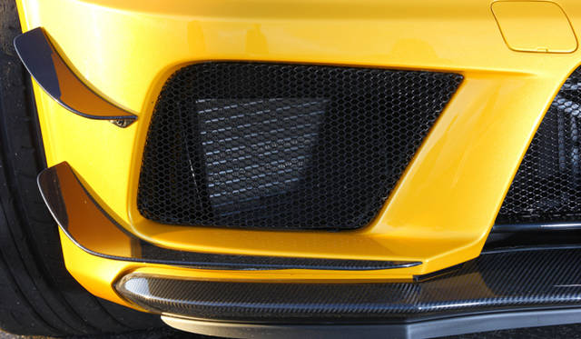 <strong>Mercedes-Benz C63 AMG Coupe Black Series｜ メルセデス・ベンツ C63 AMG クーペ ブラックシリーズ</strong>　