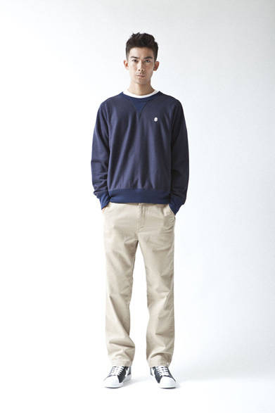 <strong>A BATHING APE®｜ア・ベイシング・エイプ®</strong>　 A BATHING APE® 2012年春夏メンズコレクション<br>GIZA APE CREWNECK