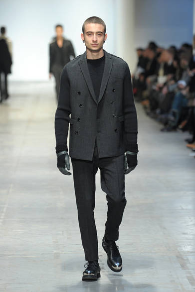 <strong>CoSTUME NATIONAL｜コスチューム ナショナル</strong>