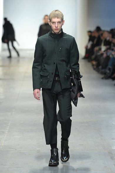 <strong>CoSTUME NATIONAL｜コスチューム ナショナル</strong>