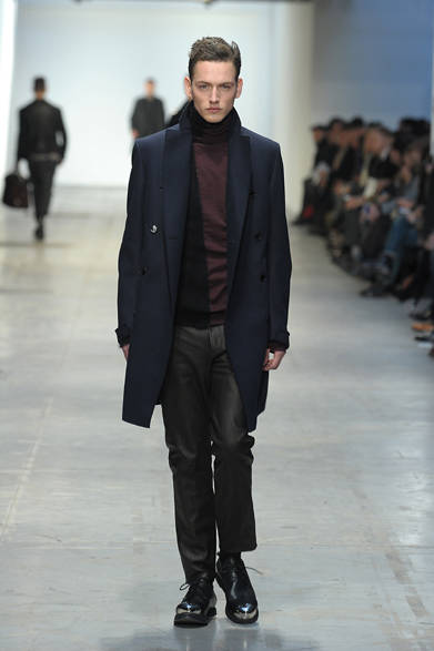 <strong>CoSTUME NATIONAL｜コスチューム ナショナル</strong>