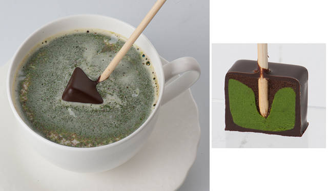 <strong>CHOC-O-LAIT｜ショコ・レ</strong><br />南山園の抹茶を使用した“ショコ・レ マッチャ”380円。深く濃い抹茶の香りと味が楽しめるのはもちろん、溶かしたときにチョコレート色が抹茶色へと変わっていく見た目の楽しさも味わえる。