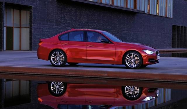 <strong>BMW 3 series｜ビー・エム・ダブリュー 3シリーズ</strong>　スポーツライン（本国仕様）